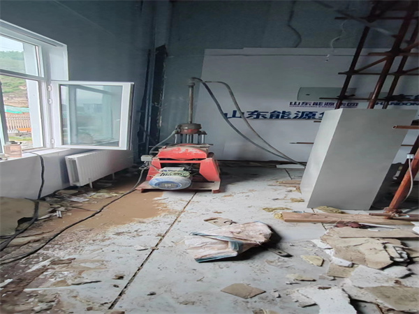 龙文地基基础下沉墙体裂缝加固注浆顶升施工