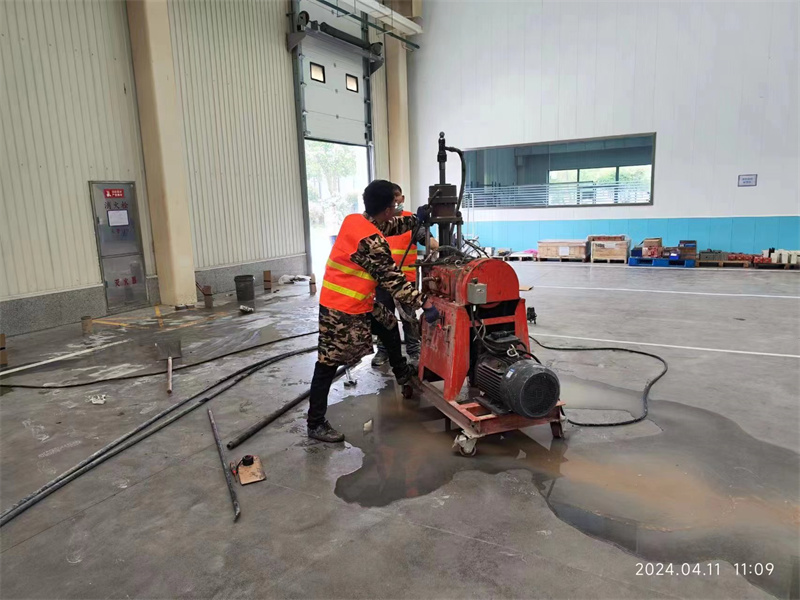 龙文厂房地面下沉塌陷注浆加固施工